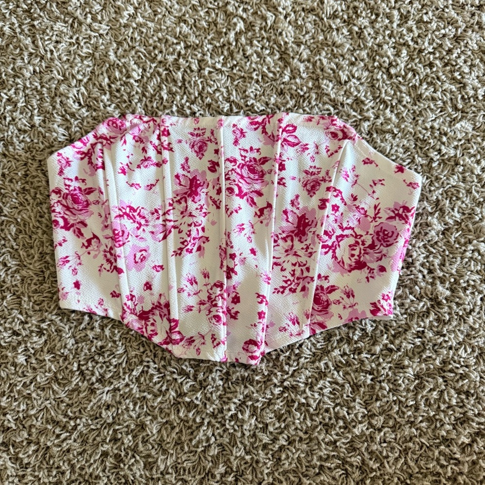 SHEIN Pink Floral Crop Top